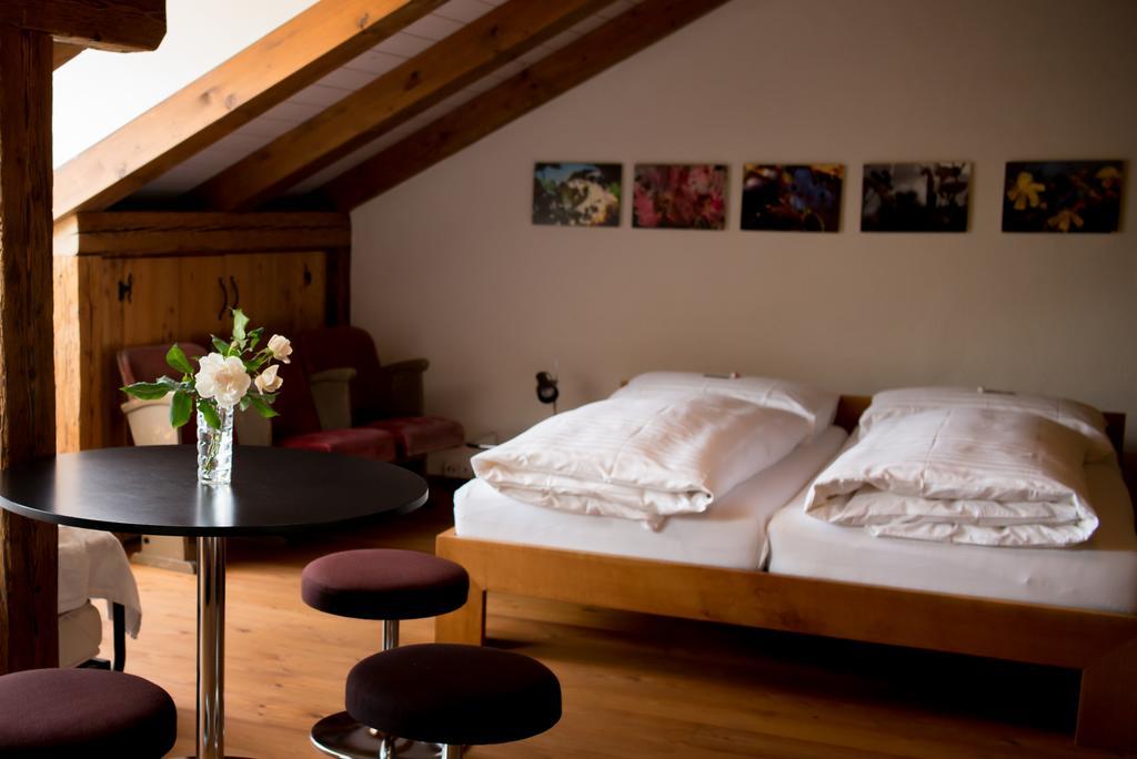 Ferienwohnung Schwert Тун Екстер'єр фото